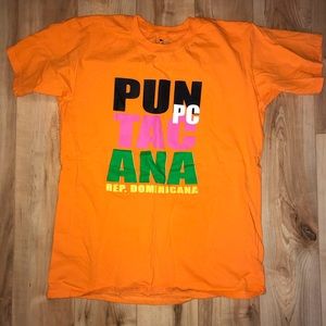 NWOT Punta Cana DR tee